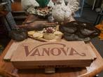 Grote oude Vanova chocolade doos, Antiek en Kunst, Ophalen of Verzenden