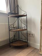 Hoek tafel van riet en smeedijzer, Huis en Inrichting, Ophalen, Gebruikt, Mand, Riet