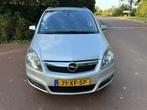 Opel Zafira 2.2 Cosmo 7p / Navi / Airco / NAP / Aux / pdc /, Voorwielaandrijving, 4 cilinders, 150 pk, 7 stoelen