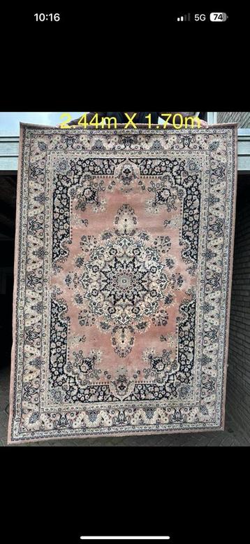 Prachtig vintage wollen kleed – 244 x 170 cm beschikbaar voor biedingen
