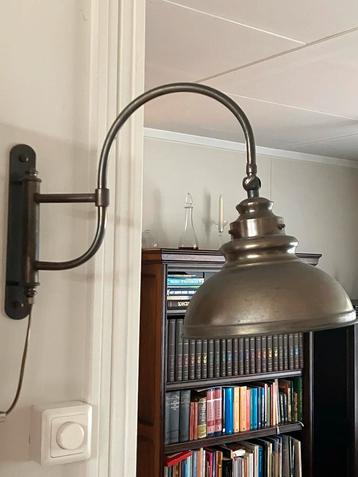 Vintage Wandlamp Metaal beschikbaar voor biedingen