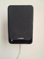 Twee speakers Yamaha met ophangbeugels vogel's, Ophalen of Verzenden, Zo goed als nieuw, Overige merken