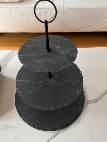 Leisteen etagere nieuw beschikbaar voor biedingen