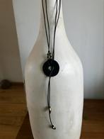 Halssieraad van leer, met ring van klei en koperen kralen, Ophalen of Verzenden, Nieuw, Overige materialen