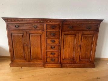 Massief Eikenhouten Dressoir - Charmant Klassiek moet weg beschikbaar voor biedingen