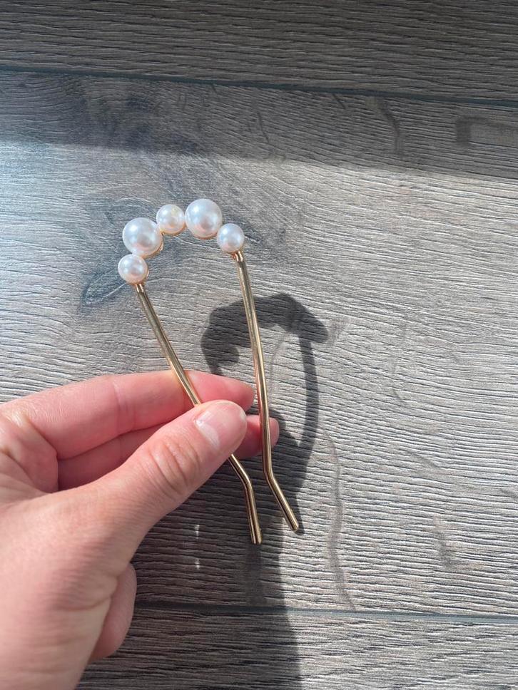 Goudkleurige Franse haarspeld/French pin pareltjes - nieuw, Sieraden, Tassen en Uiterlijk, Uiterlijk | Haarverzorging, Nieuw, Haarspeld