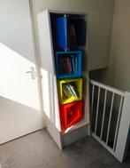Unieke design (boeken)kast, Met plank(en), Overige materialen, Zo goed als nieuw, Modern