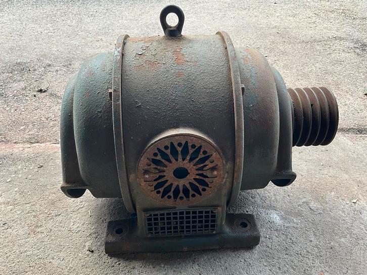 Oude Elektromotor Skoda - Onbekende Werking, Doe-het-zelf en Verbouw, Gereedschap | Machine-onderdelen en Toebehoren, Gebruikt