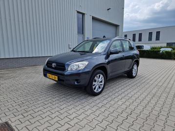 Toyota Rav4 2.0 Vvt-i 2006 | Airco | Trekhaak | 4WD beschikbaar voor biedingen