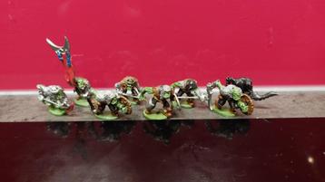 8 stuks Fantasy Warriors Grenadiers Orc Games Workshop