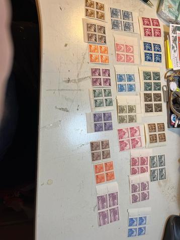 Böhmen und Mähden 23 blokken van 4 oude postzegels beschikbaar voor biedingen