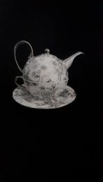 Mooi 1 persoons theepotje, wit, zilverkleurig., Ophalen, Zo goed als nieuw