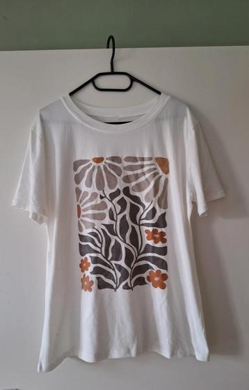 Shirt met mooie print maat L beschikbaar voor biedingen
