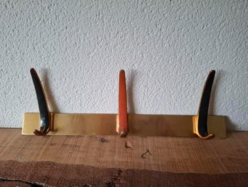 Retro Kapstok met 3 Haken - Eenvoudige Montage beschikbaar voor biedingen