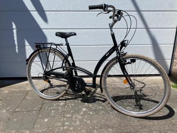 Dames stads fiets Btwin Elops in goede staat nu 85,- beschikbaar voor biedingen
