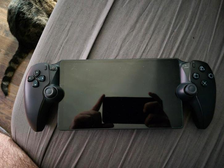 PlayStation Portal te koop, Spelcomputers en Games, Spelcomputers | Sony PlayStation 5, Zo goed als nieuw, Ophalen