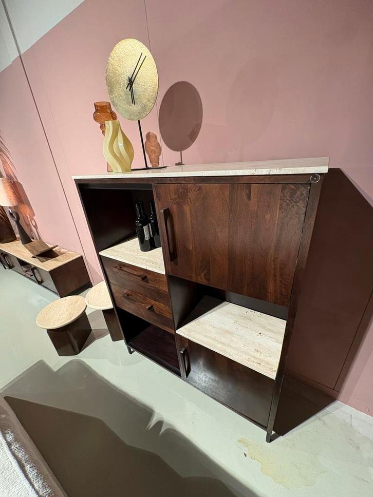 Showmodel Boekenkast Travertin/Mango Hout, Huis en Inrichting, Kasten | Buffetkasten, Zo goed als nieuw, 150 tot 200 cm, 100 tot 150 cm