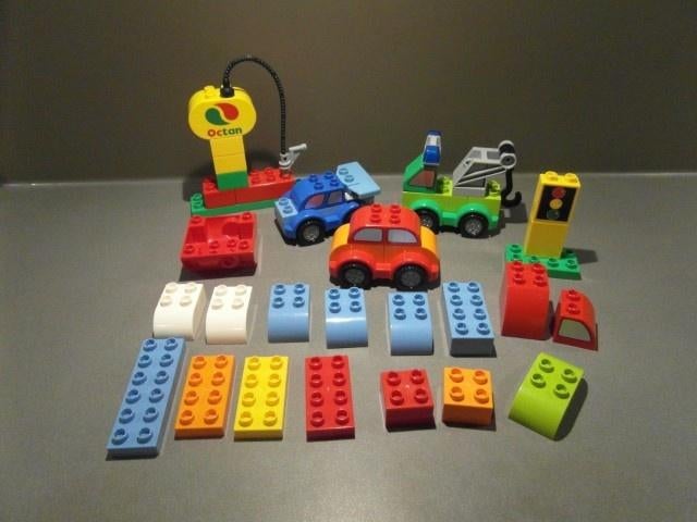 duplo Creatieve auto's compleet setno 10552, Kinderen en Baby's, Speelgoed | Duplo en Lego, Ophalen of Verzenden, Zo goed als nieuw