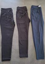Broek maat M. Dameskleding Ichi / Shoeby. Chino zwart/blauw., Kleding | Dames, Broeken en Pantalons, Maat 38/40 (M), Zwart, Ophalen of Verzenden