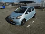 Toyota Aygo 1.0 12V Vvt-i 5DRS 2007 Blauw, Auto's, Toyota, Voorwielaandrijving, Electronic Stability Program (ESP), 68 pk, Handgeschakeld
