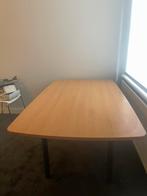 Bureau met houten blad en stalen poten, Ophalen, Zo goed als nieuw