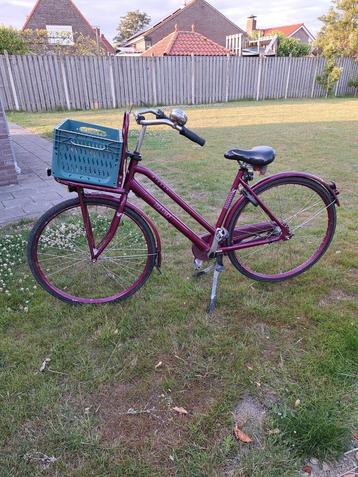 Meisjes Fiets 28 Inch beschikbaar voor biedingen