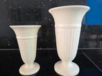 Wedgwood vaas, Huis en Inrichting, Woonaccessoires | Vazen, Gebruikt, Overige kleuren, Aardewerk of Porselein, Ophalen of Verzenden