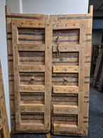 Oude deurenset uit India, Ophalen