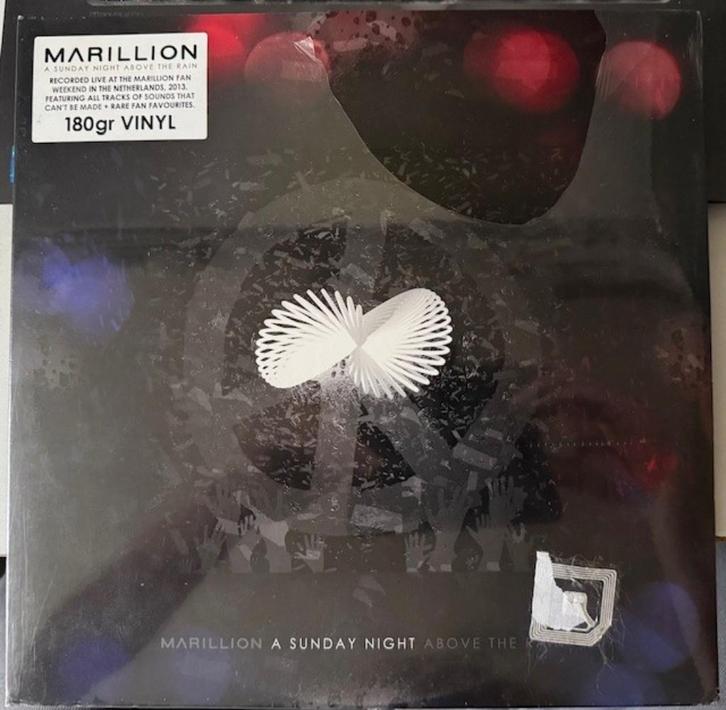 Marillion - A Sunday Night Above The Rain 3lp, nieuw/geseald, Cd's en Dvd's, Vinyl | Rock, Nieuw in verpakking, Progressive, 12 inch
