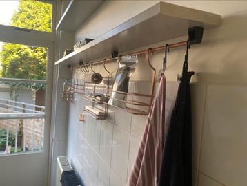 Keukenrekje(s) beschikbaar voor biedingen