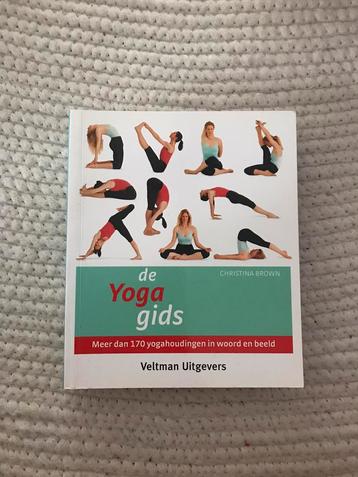 Clare Brown - De yoga-gids beschikbaar voor biedingen