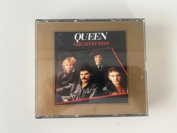 Queen beschikbaar voor biedingen