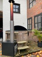 Kirami Hottub Red Cedar uit 2022, Ophalen, Zo goed als nieuw, Trap, Vast