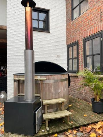 Kirami Hottub Red Cedar uit 2022 beschikbaar voor biedingen