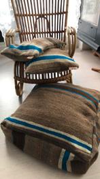 Marokkaanse poef en twee kussens, Huis en Inrichting, Ophalen, Vierkant