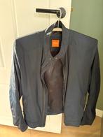 Donkerblauwe zomerjas maat M - Boss, Kleding | Heren, Ophalen of Verzenden, Zo goed als nieuw, Blauw
