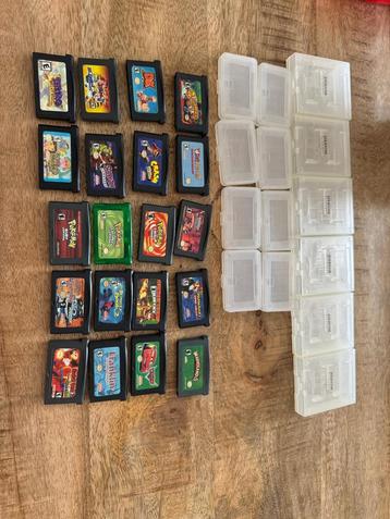 Nintendo DS + Nintendo Gameboy spellen + Accesoires beschikbaar voor biedingen