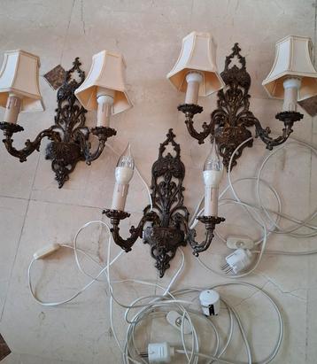 Prachtige antieke dubbele wandlampen Brons beschikbaar voor biedingen