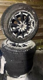 ❄️ Set winterbanden op Lichtemetalen velgen 215/65R17, Ophalen of Verzenden, Gebruikt
