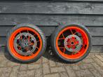 KTM Duke 690 R Wielen Set, Motoren, Ophalen, Gebruikt