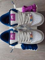 NIKE SB DUNK LOW RAYASSA LEAL, Ophalen of Verzenden, Zo goed als nieuw, Jongen of Meisje