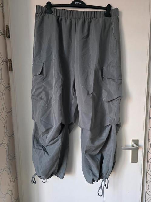 Shein Curve, wijdvallende broek elastische band maat 44/46, Kleding | Dames, Broeken en Pantalons, Zo goed als nieuw, Maat 46/48 (XL) of groter