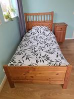 Ikea Hemnes 1-persoons bed met matras en nachtkastje, Huis en Inrichting, Slaapkamer | Bedden, Ophalen, Gebruikt, 90 cm, Eenpersoons