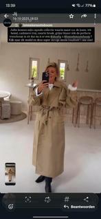 Nieuwe trenchcoat van lonneke nooteboom uitverkocht helemaal, Ophalen of Verzenden, Nieuw, Maat 38/40 (M), Beige