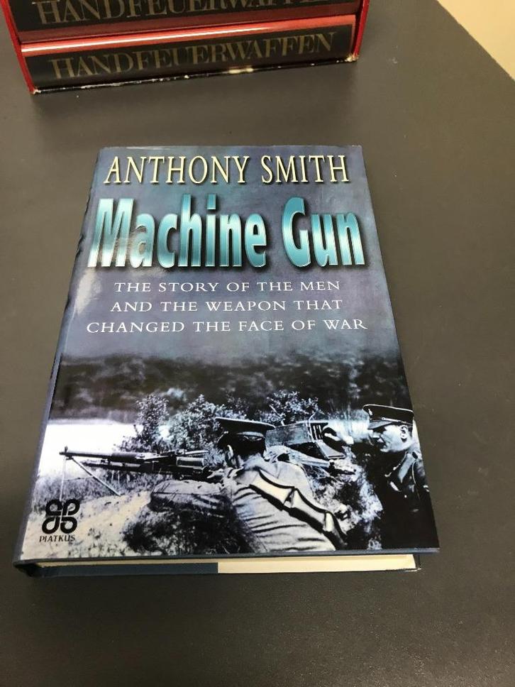 Machine Gun Anthony Smith, Boeken, Oorlog en Militair, Gelezen, Ophalen of Verzenden