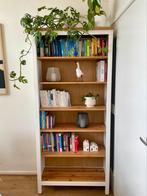 Mooie IKEA HEMNES boekenkast wit/gebeitst lichtbruin, Ophalen, Met plank(en), 50 tot 100 cm, Zo goed als nieuw