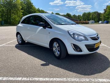 Opel Corsa 1.2 16V LPG 3D 2013 Wit beschikbaar voor biedingen
