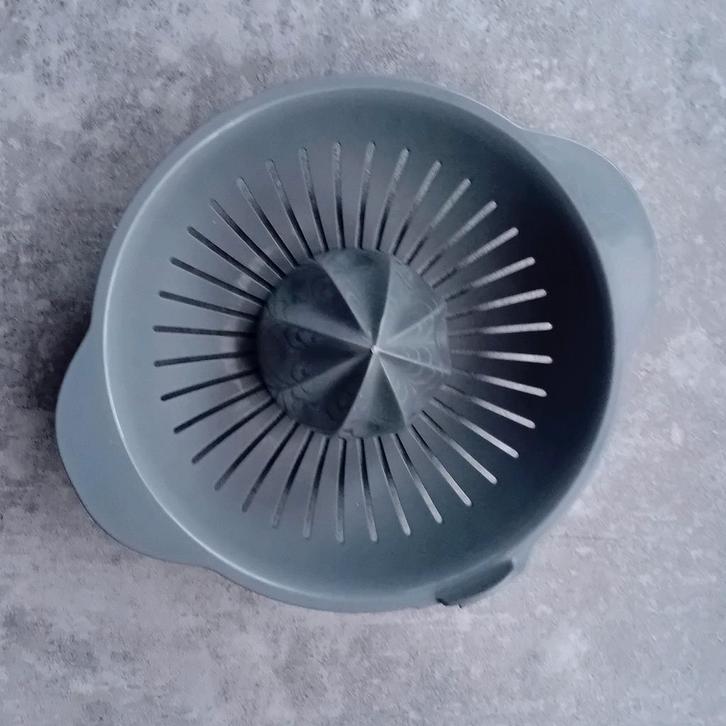 Citruspers voor Kenwood AT284 Foodprocessor: Zeef & Kegel, Huis en Inrichting, Keuken | Keukenbenodigdheden, Zo goed als nieuw