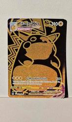 Pikachu VMAX Gouden Kaart, Ophalen of Verzenden, Zo goed als nieuw, Figuurtje, Speldje of Pin