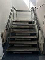 Diverse trappen, Ophalen, Gebruikt, Met bocht